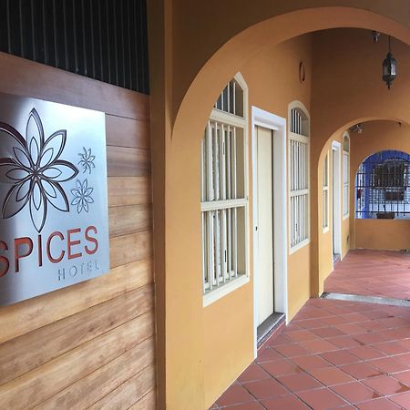 ג'ורג' טאון Spices Hotel מראה חיצוני תמונה